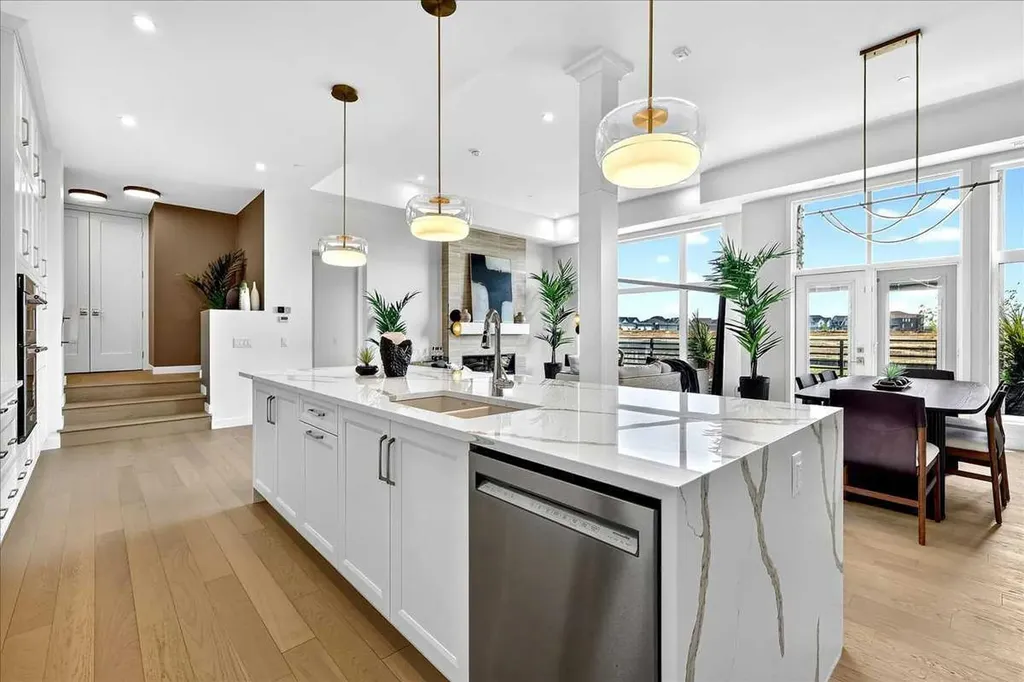 140 Marina Cove SE Calgary AB T3M 3P4
