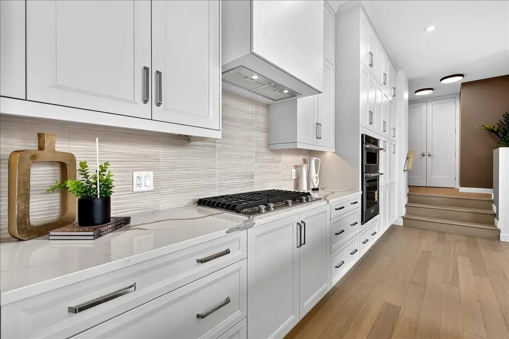 140 Marina Cove SE Calgary AB T3M 3P4