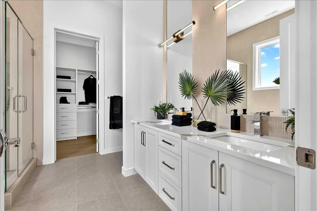 140 Marina Cove SE Calgary AB T3M 3P4