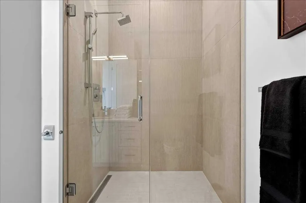 140 Marina Cove SE Calgary AB T3M 3P4