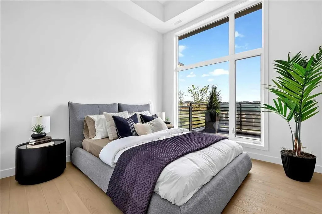 140 Marina Cove SE Calgary AB T3M 3P4