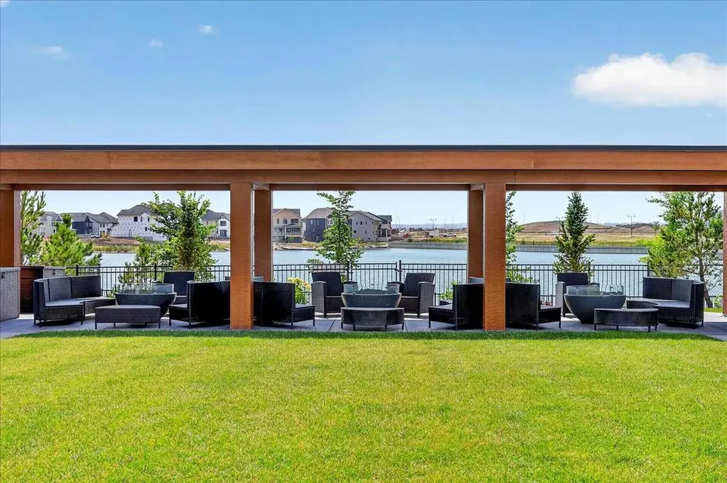 140 Marina Cove SE Calgary AB T3M 3P4