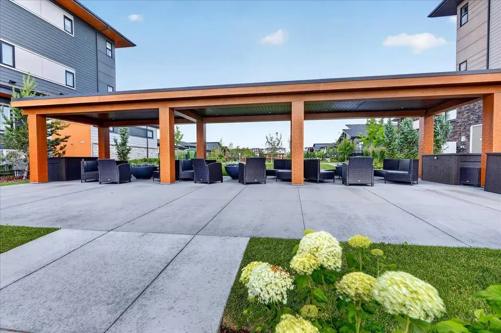 140 Marina Cove SE Calgary AB T3M 3P4