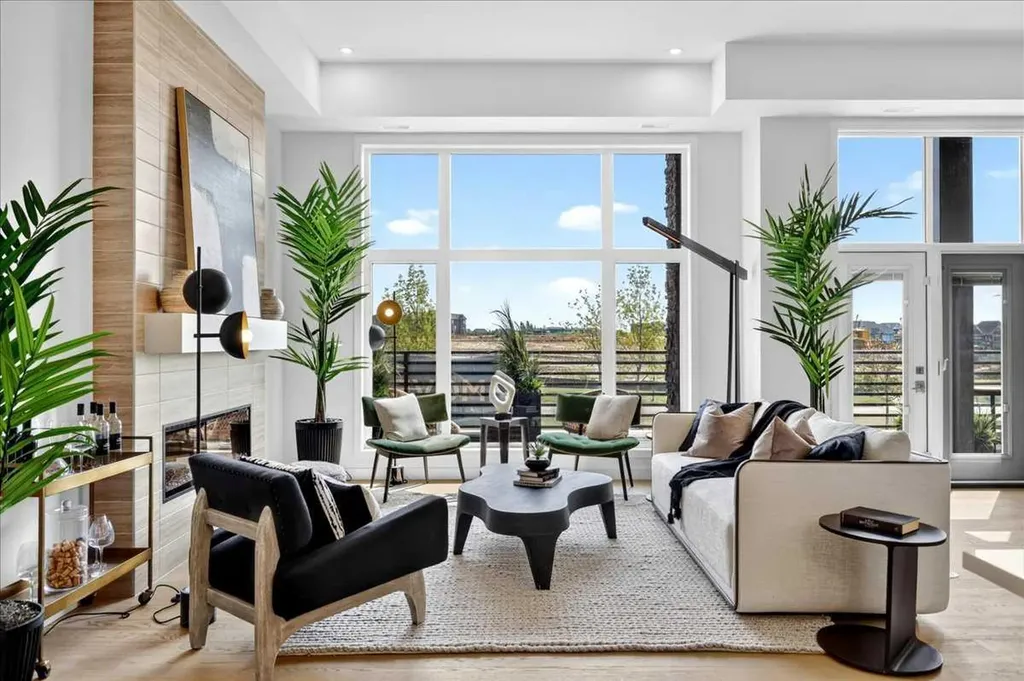 140 Marina Cove SE Calgary AB T3M 3P4
