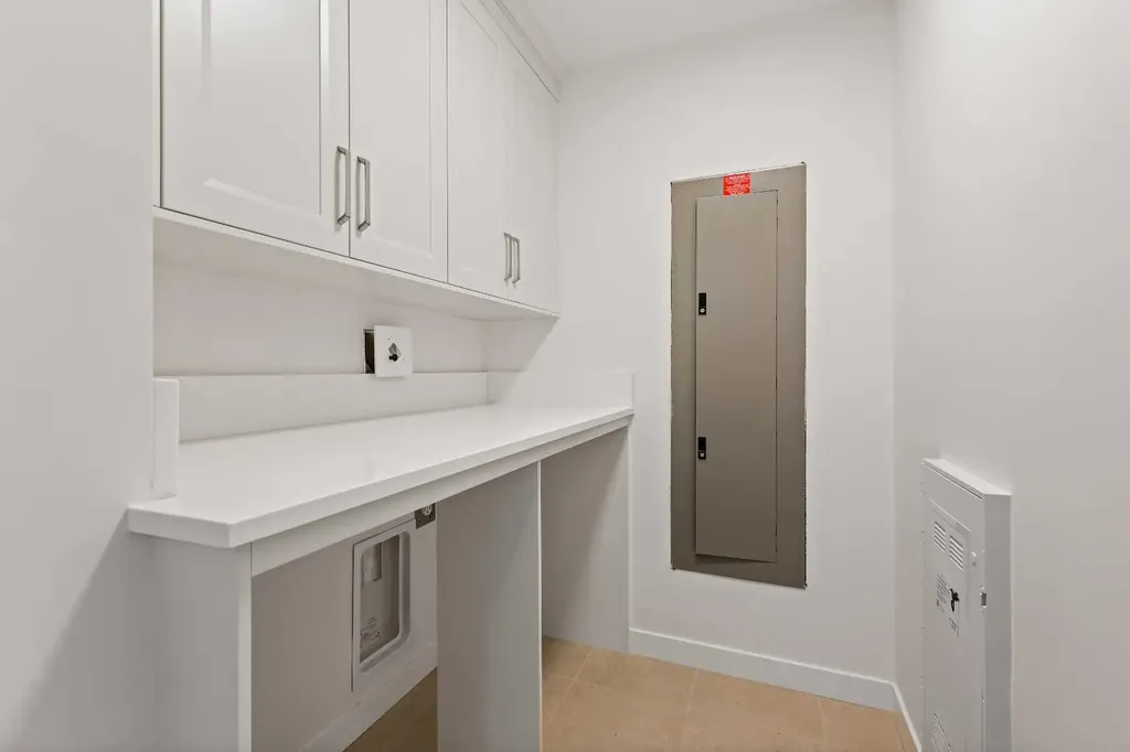 140 Marina Cove SE Calgary AB T3M 3P4