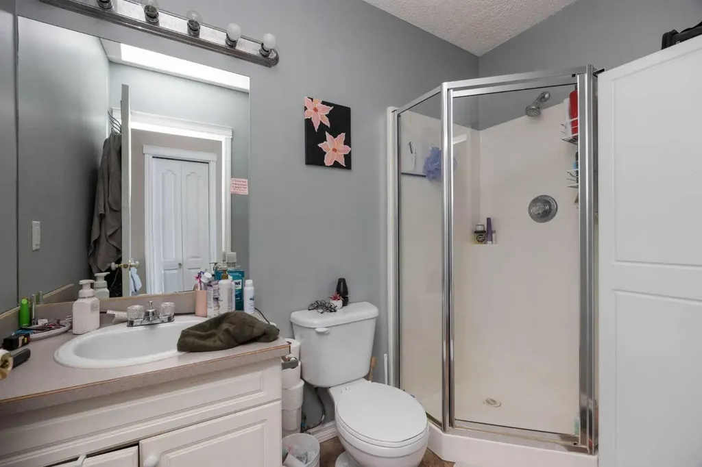 145 Laurier Road Fort Mcmurray AB T9K 2L4