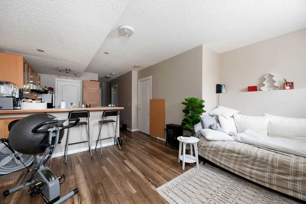145 Laurier Road Fort Mcmurray AB T9K 2L4