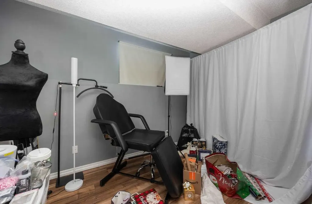 145 Laurier Road Fort Mcmurray AB T9K 2L4