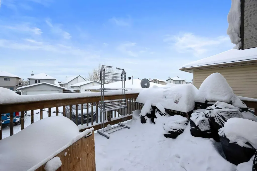 145 Laurier Road Fort Mcmurray AB T9K 2L4