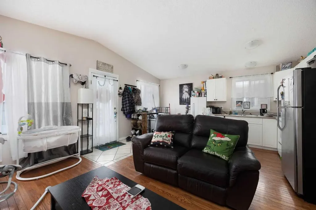 145 Laurier Road Fort Mcmurray AB T9K 2L4