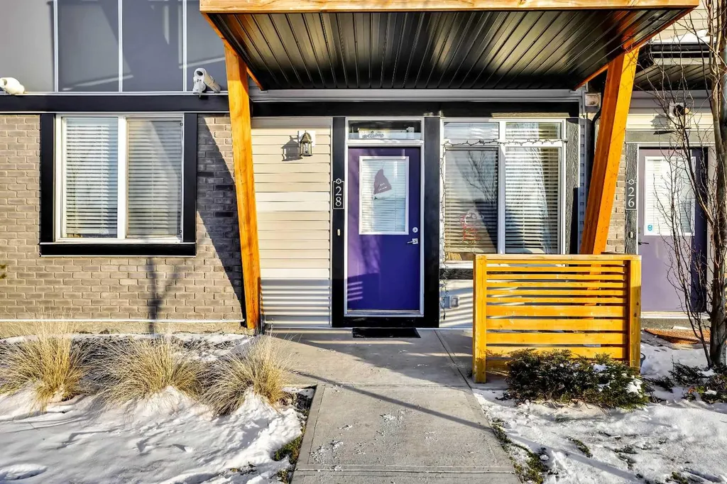 28 Savanna Passage NE Calgary AB T3J 0Y2