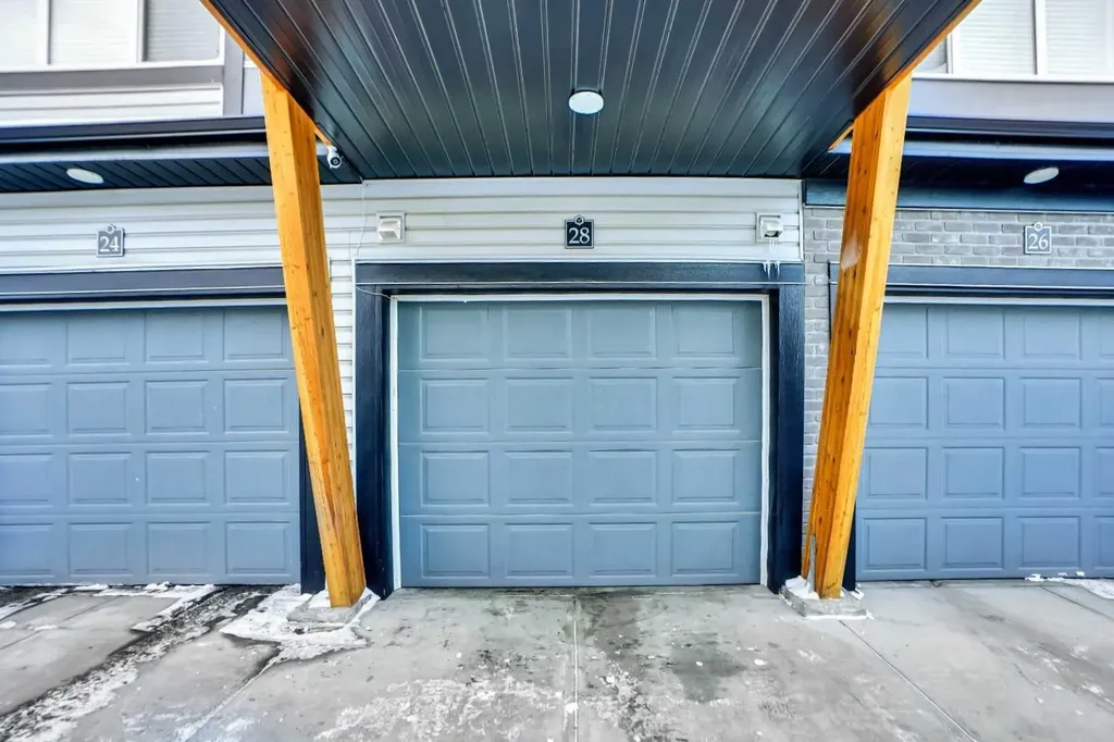28 Savanna Passage NE Calgary AB T3J 0Y2