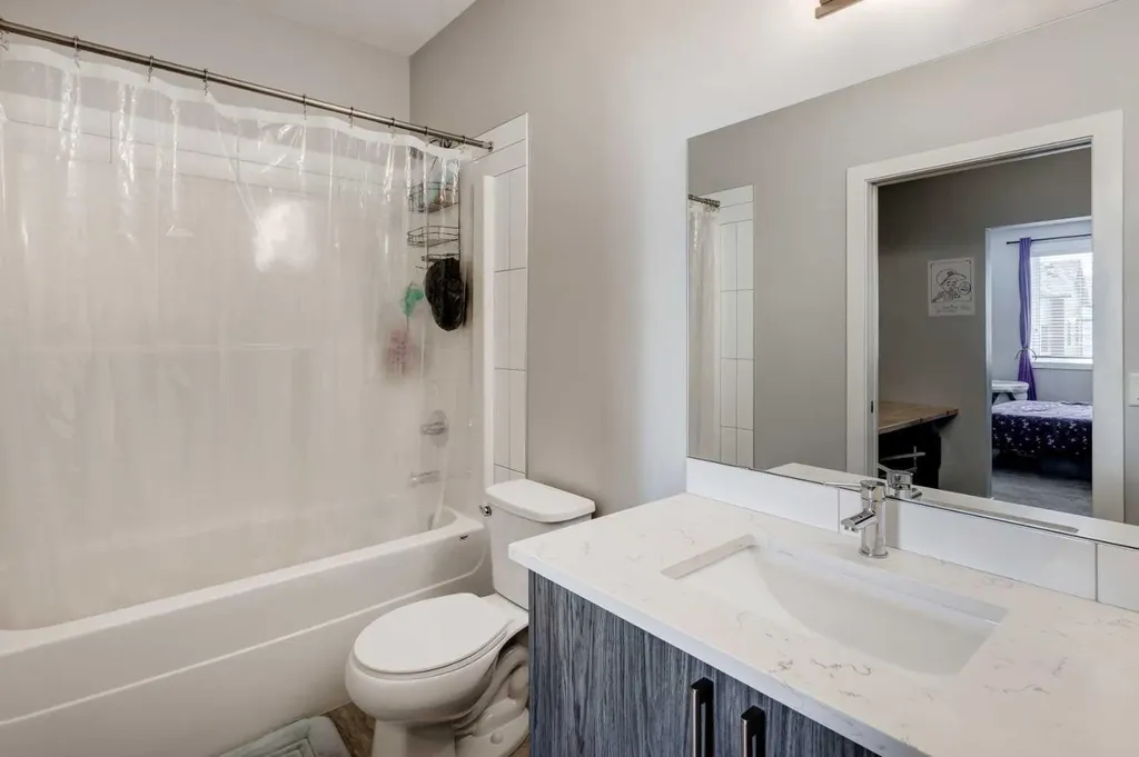 105 Redstone Crescent NE Calgary AB T3N1M4