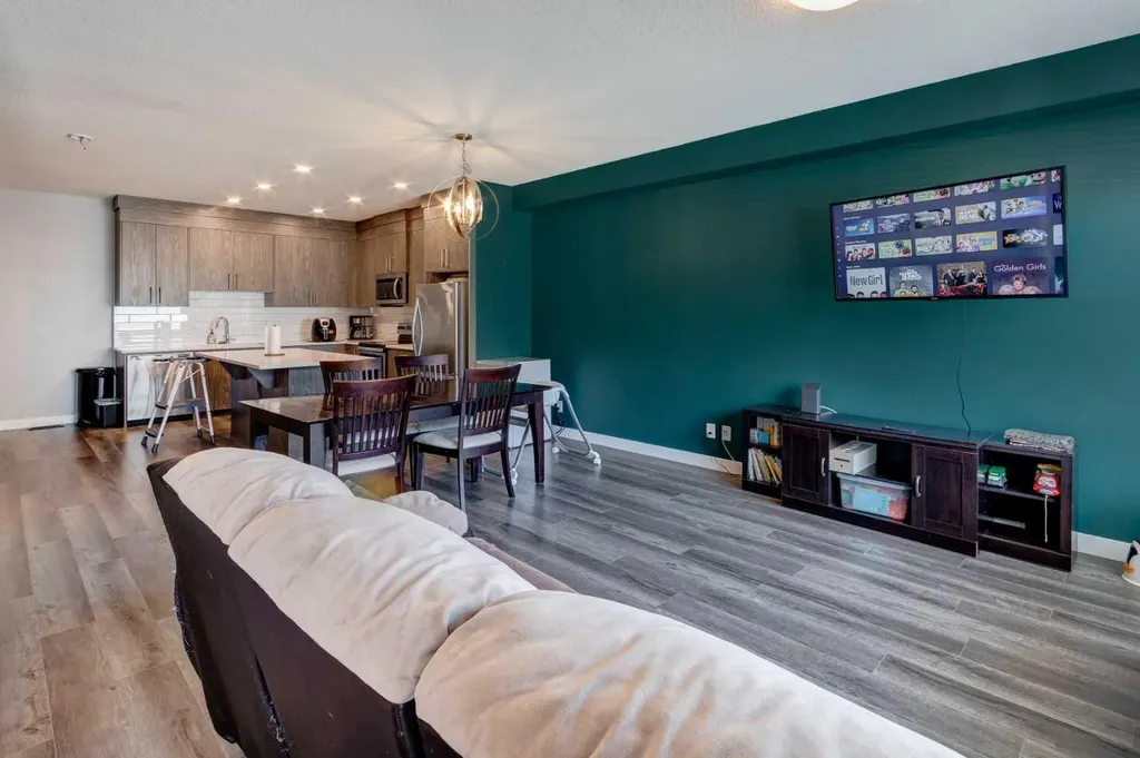 105 Redstone Crescent NE Calgary AB T3N1M4