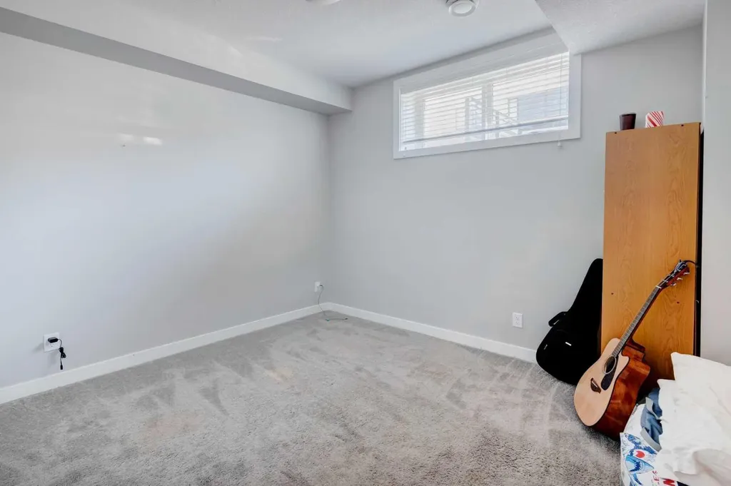 105 Redstone Crescent NE Calgary AB T3N1M4