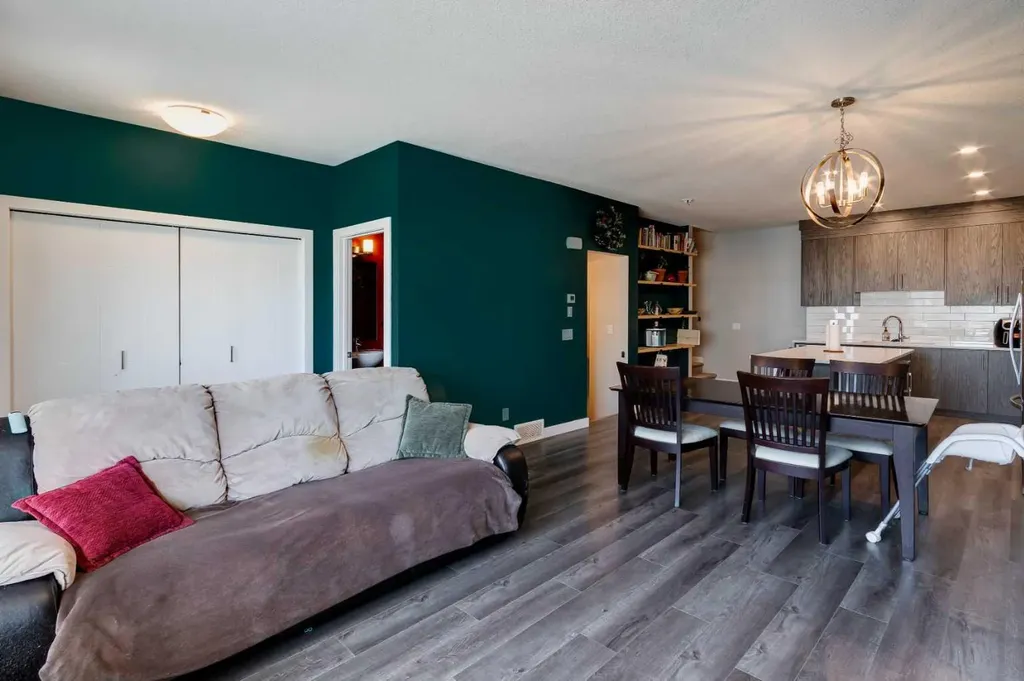105 Redstone Crescent NE Calgary AB T3N1M4