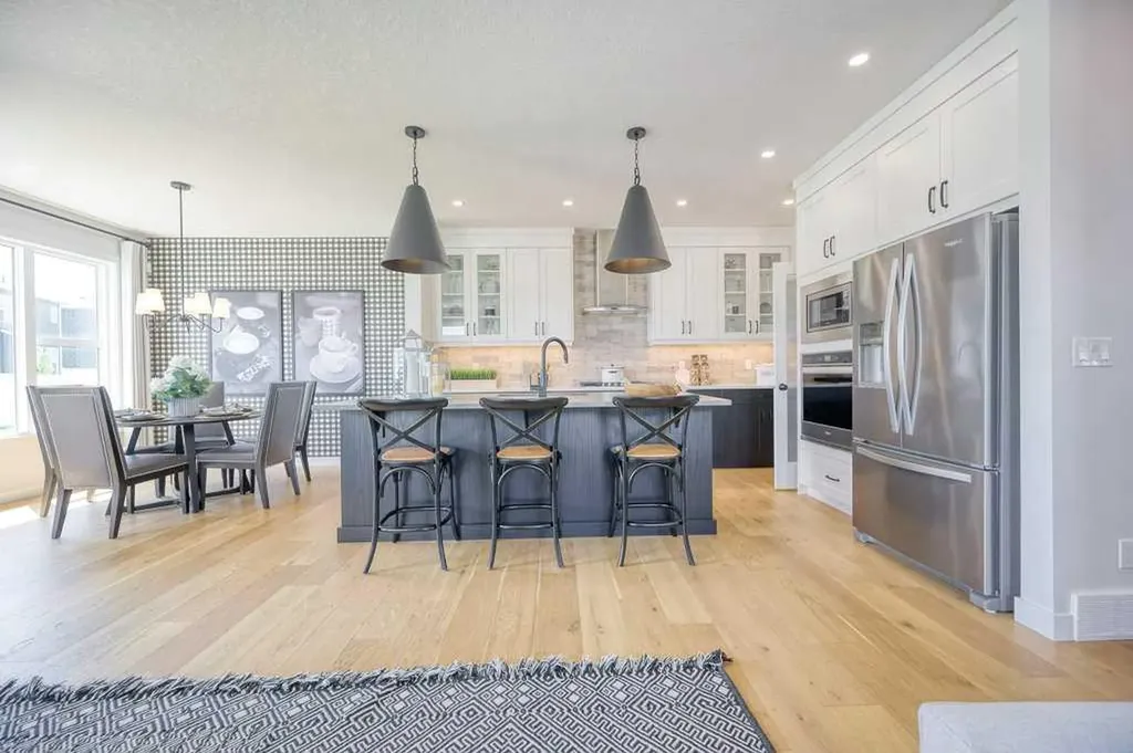 103 Wolf Creek Rise SE Calgary AB T2X4Z2