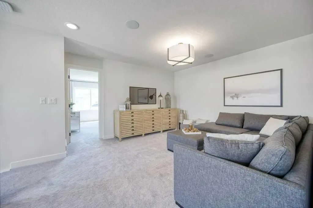 103 Wolf Creek Rise SE Calgary AB T2X4Z2