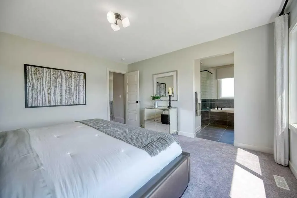 103 Wolf Creek Rise SE Calgary AB T2X4Z2