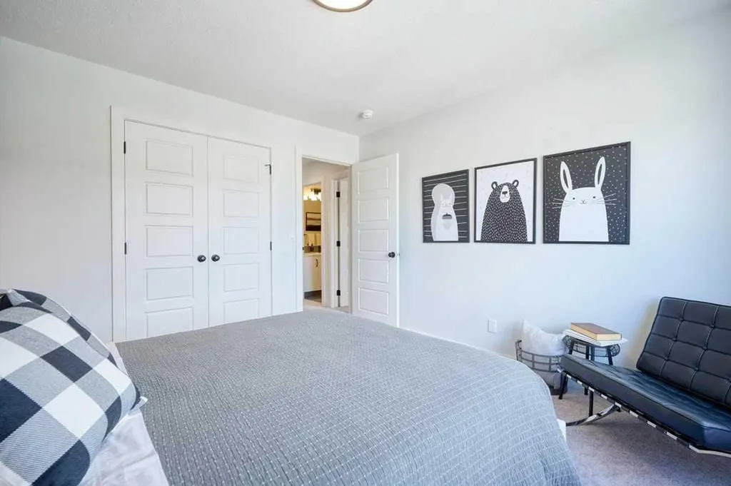 103 Wolf Creek Rise SE Calgary AB T2X4Z2