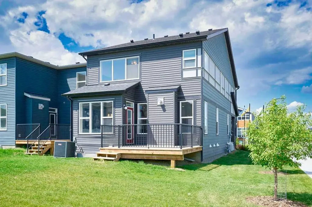 103 Wolf Creek Rise SE Calgary AB T2X4Z2