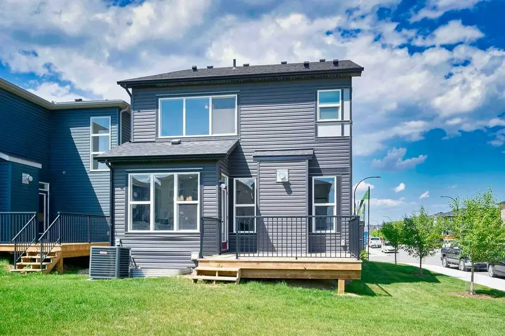 103 Wolf Creek Rise SE Calgary AB T2X4Z2