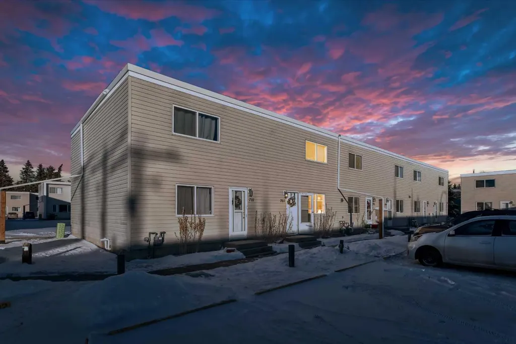 4719 33 Street Red Deer AB T4N 0N7