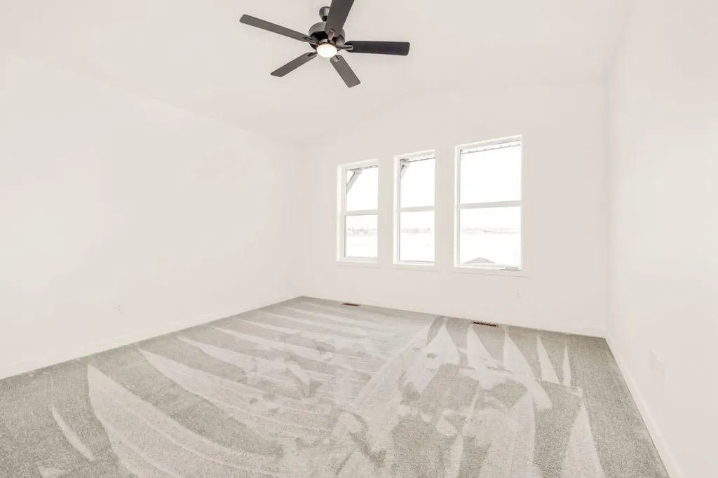 82 Miners Road W Lethbridge AB T1J5W6