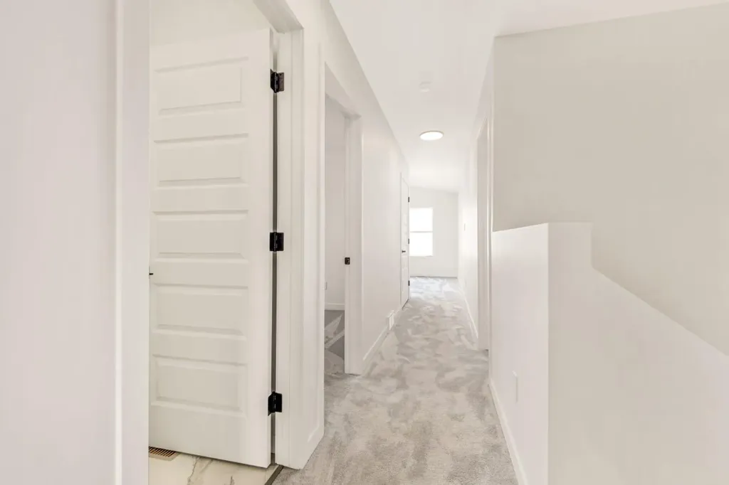 82 Miners Road W Lethbridge AB T1J5W6