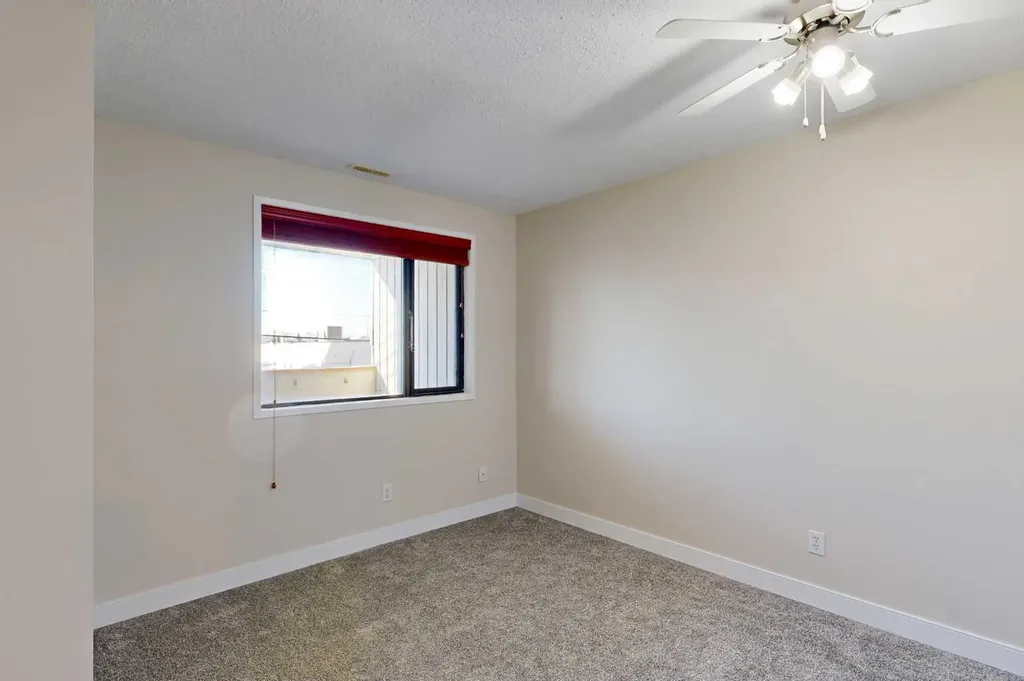 4714A 49 Street Stettler AB T0C 2L2