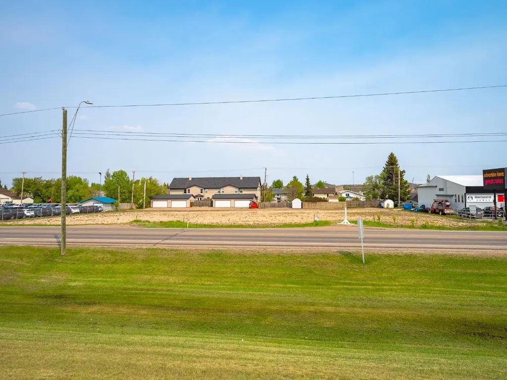 1815 50 Avenue Lloydminster SK S9V 2H8