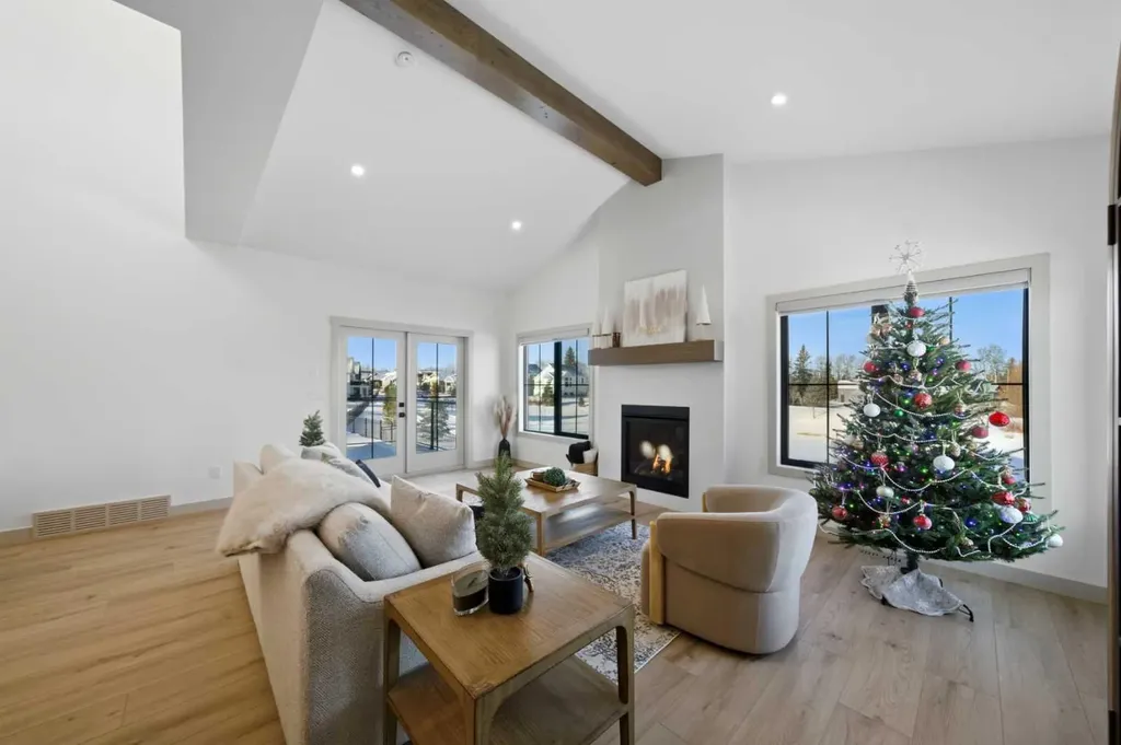 22 Sunberry Place Sylvan Lake AB T4S 0S7