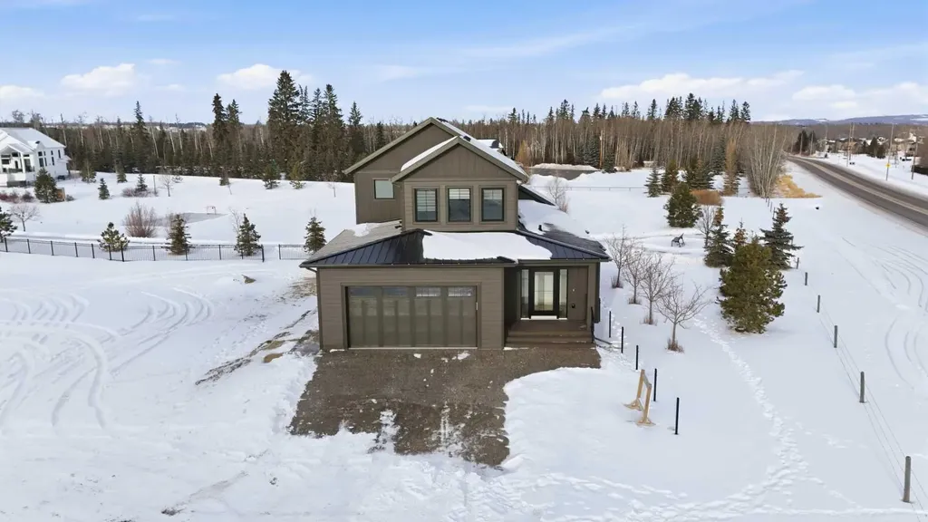 22 Sunberry Place Sylvan Lake AB T4S 0S7