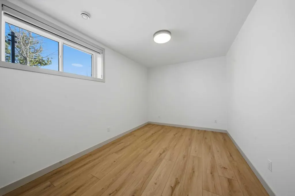 22 Sunberry Place Sylvan Lake AB T4S 0S7
