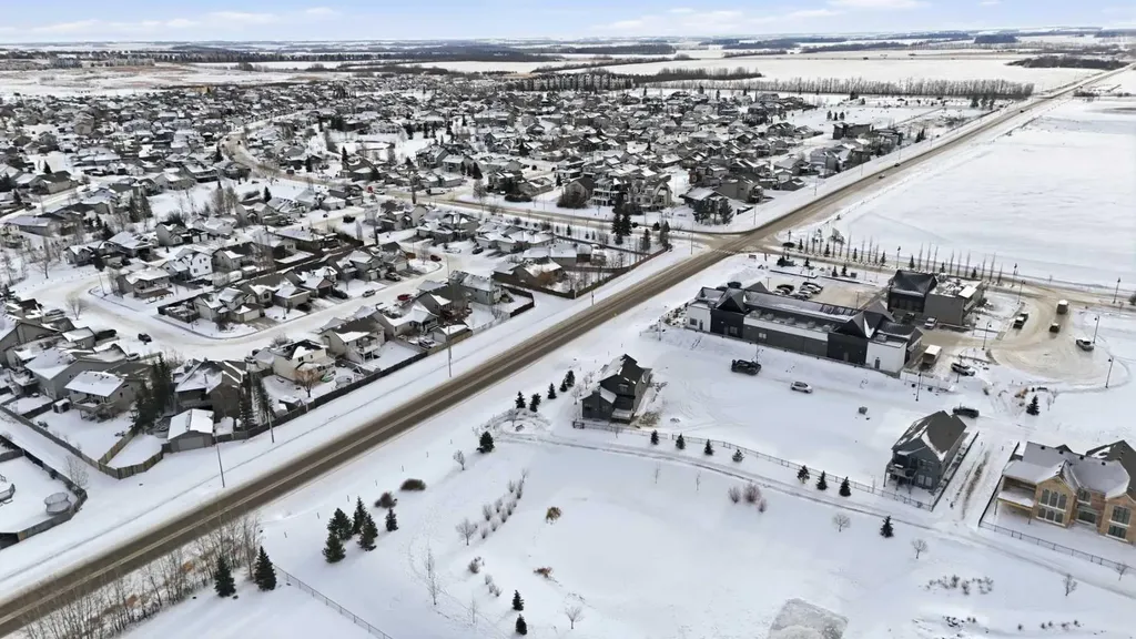 22 Sunberry Place Sylvan Lake AB T4S 0S7
