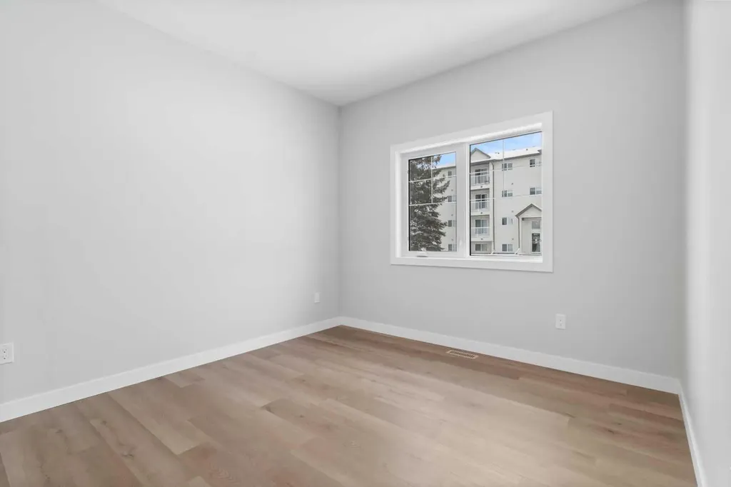 4922 Beardsley Avenue Lacombe AB T4L 0G4
