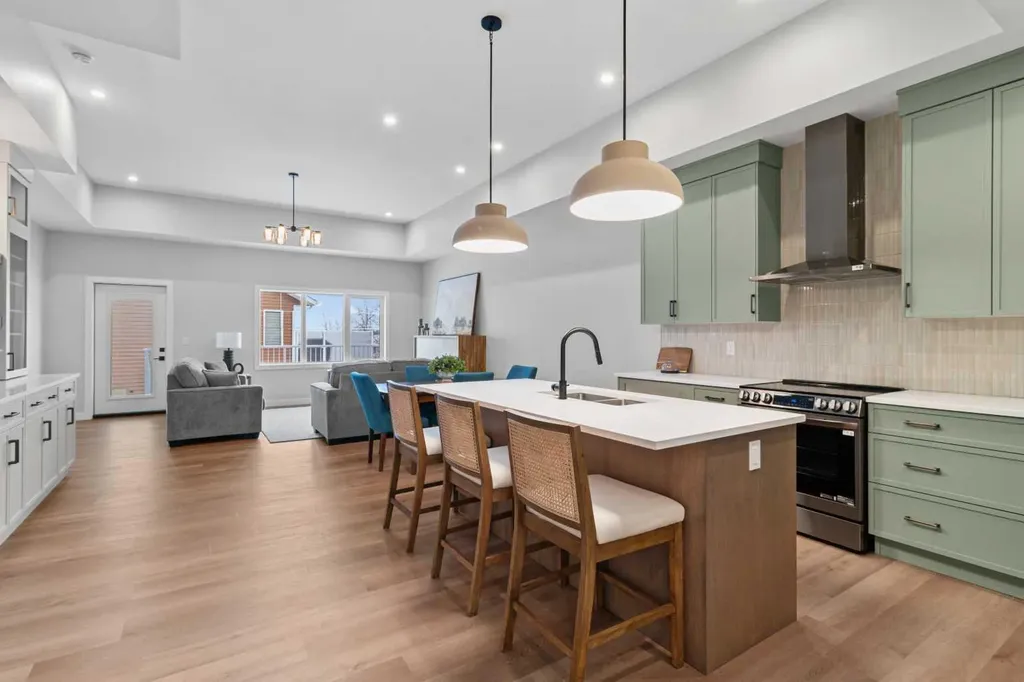 4922 Beardsley Avenue Lacombe AB T4L 0G4