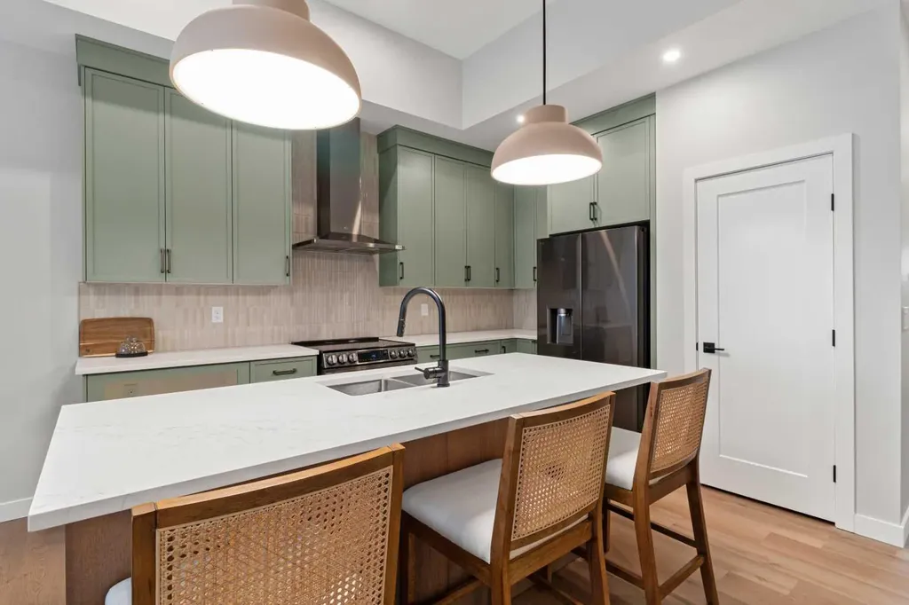 4922 Beardsley Avenue Lacombe AB T4L 0G4