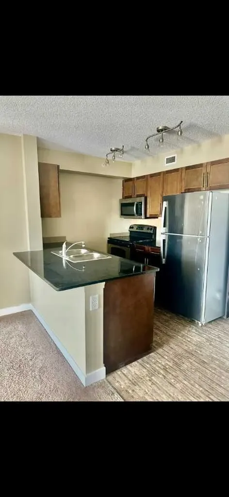 7110 80 Avenue NE Calgary AB T3J0N4
