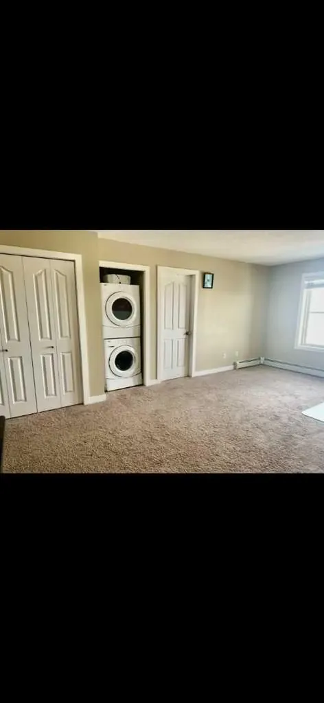 7110 80 Avenue NE Calgary AB T3J0N4