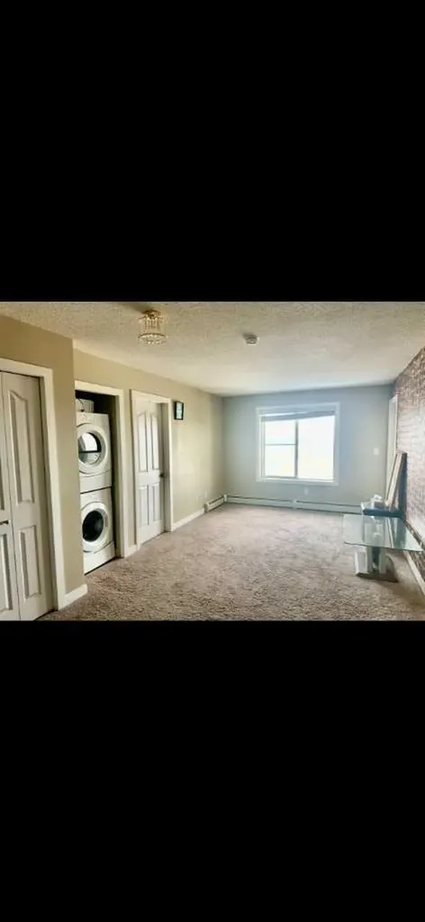 7110 80 Avenue NE Calgary AB T3J0N4