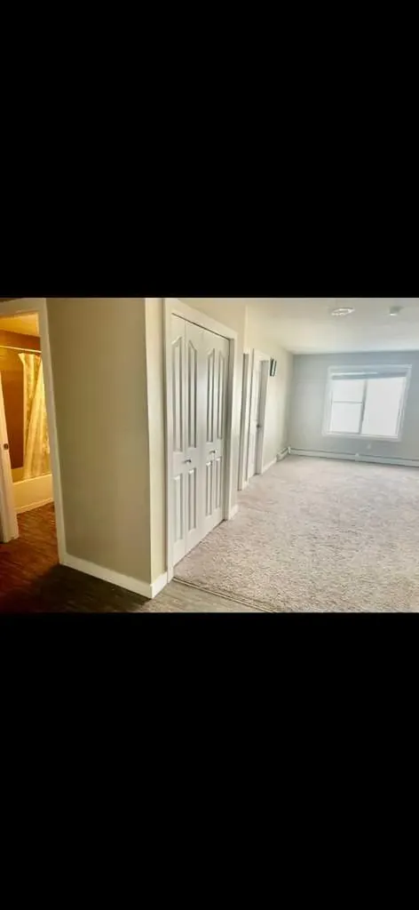 7110 80 Avenue NE Calgary AB T3J0N4