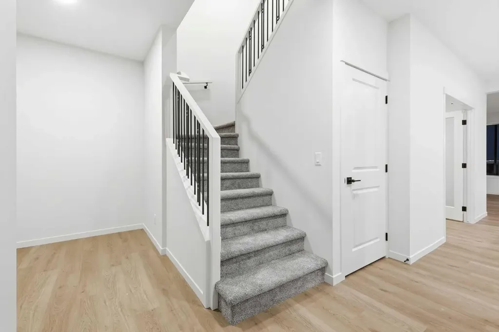 48 Herron Way NE Calgary AB T3P 2R7