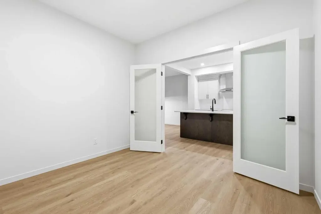 48 Herron Way NE Calgary AB T3P 2R7