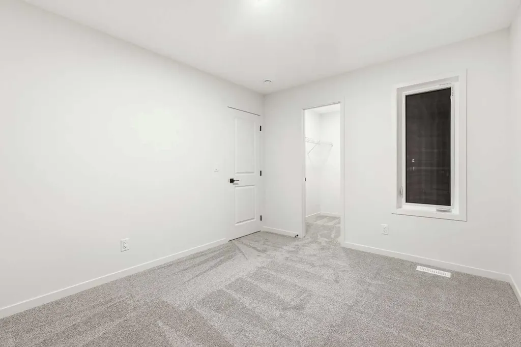 48 Herron Way NE Calgary AB T3P 2R7