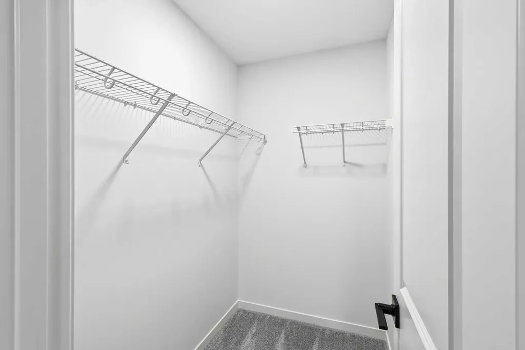 48 Herron Way NE Calgary AB T3P 2R7