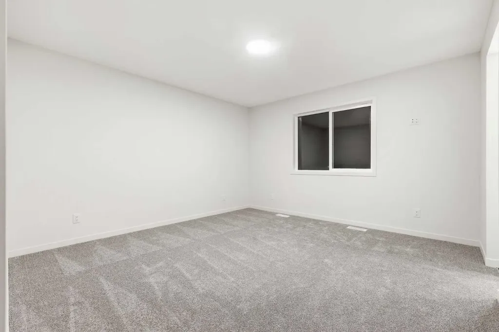48 Herron Way NE Calgary AB T3P 2R7