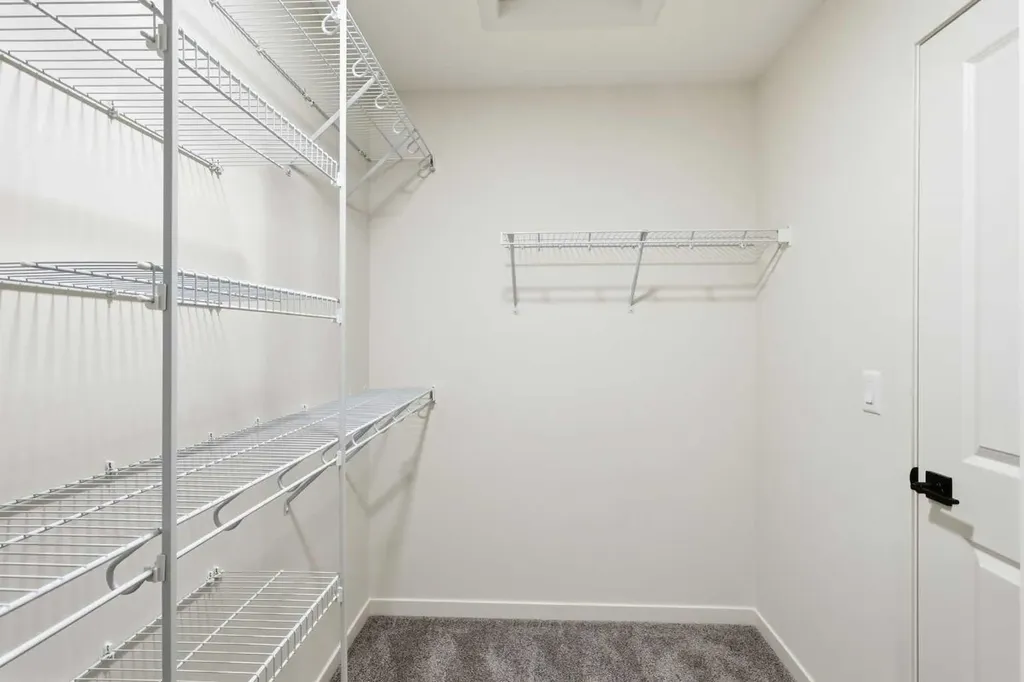 48 Herron Way NE Calgary AB T3P 2R7