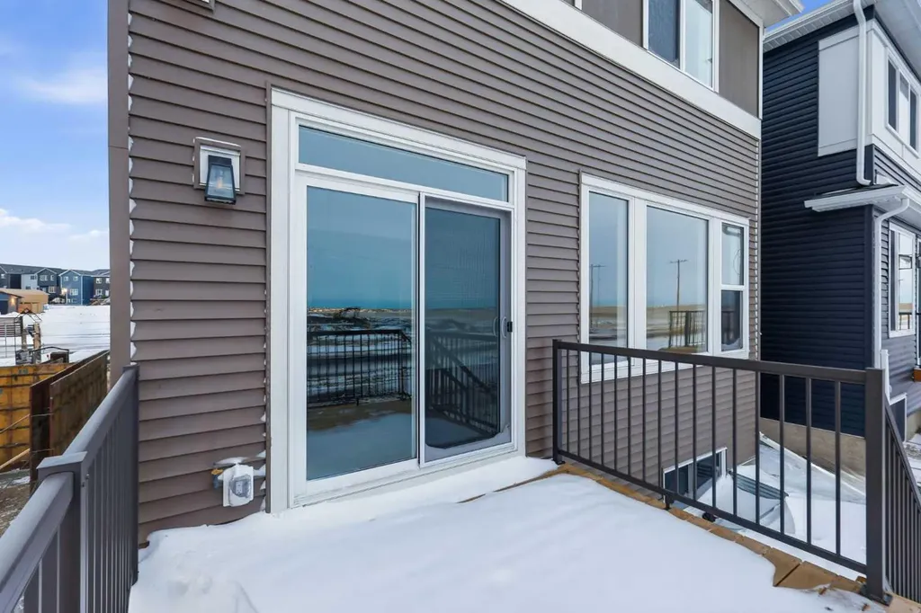 48 Herron Way NE Calgary AB T3P 2R7