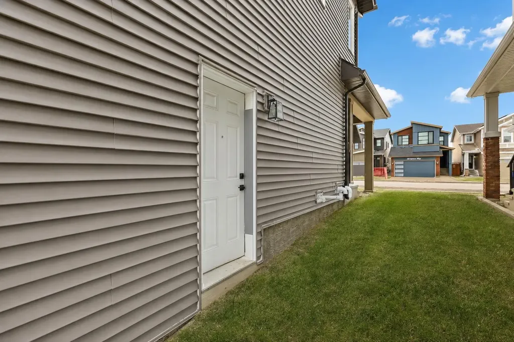 170 Herron Way NE Calgary AB T3P 2K9